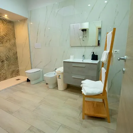 Πανσιόν Domus Lui *